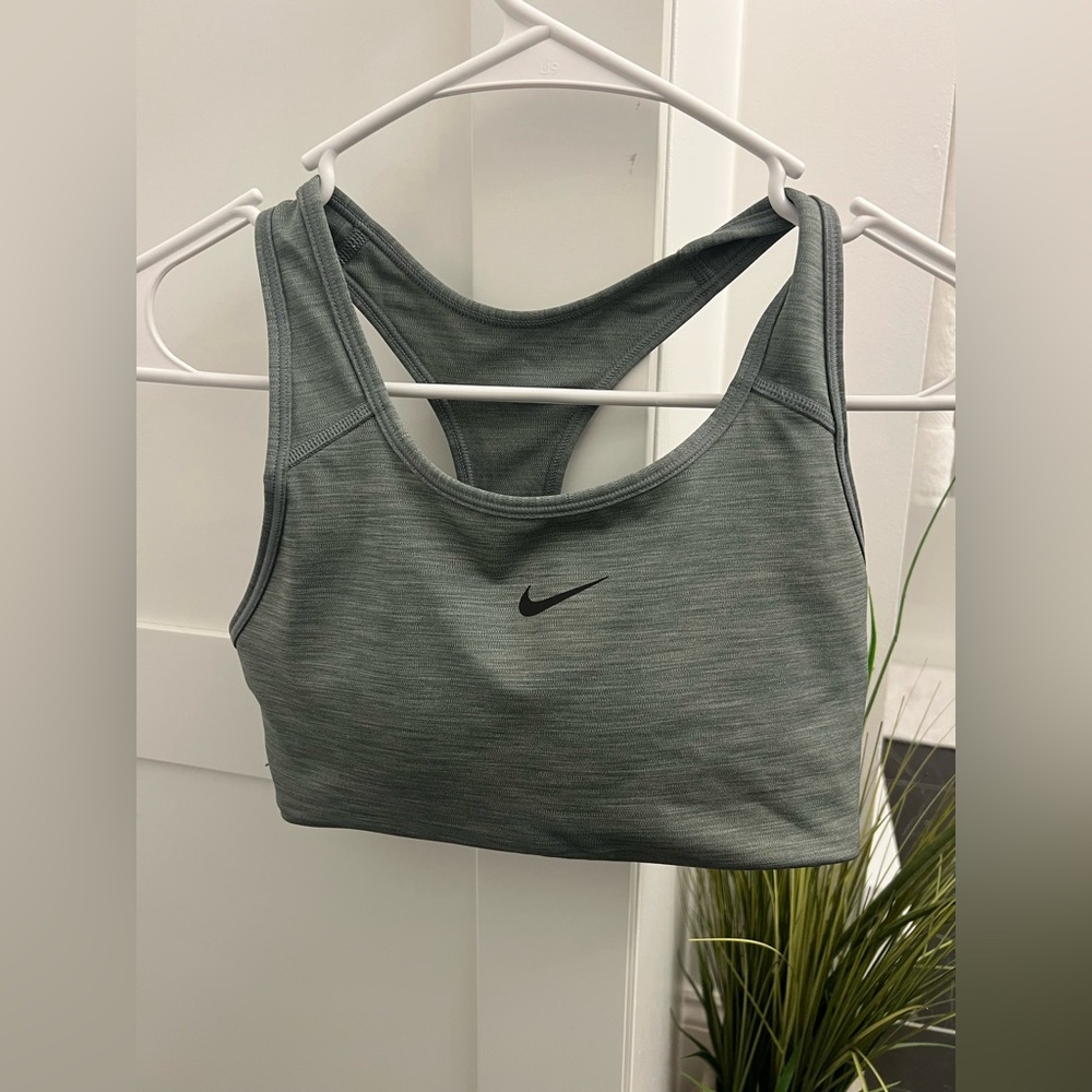 Nike razorback grey sports bra
